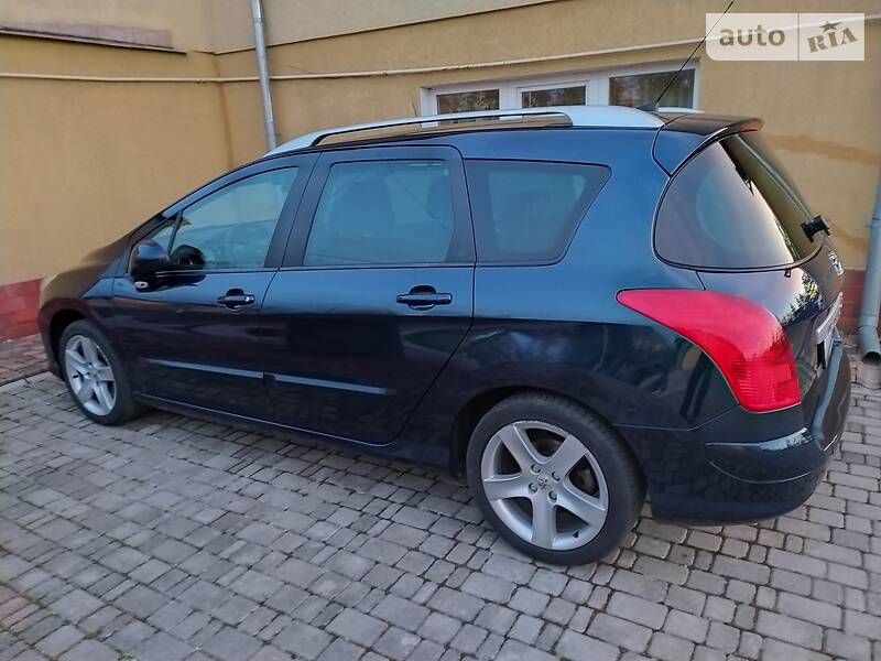 Універсал Peugeot 308 2010 в Івано-Франківську