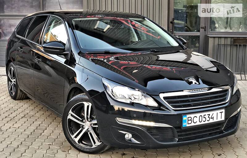 Универсал Peugeot 308 2015 в Стрые