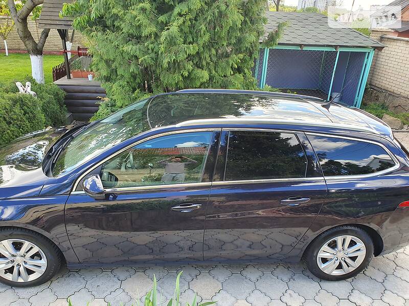 Універсал Peugeot 308 2015 в Житомирі
