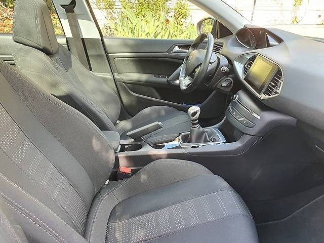 Універсал Peugeot 308 2015 в Житомирі