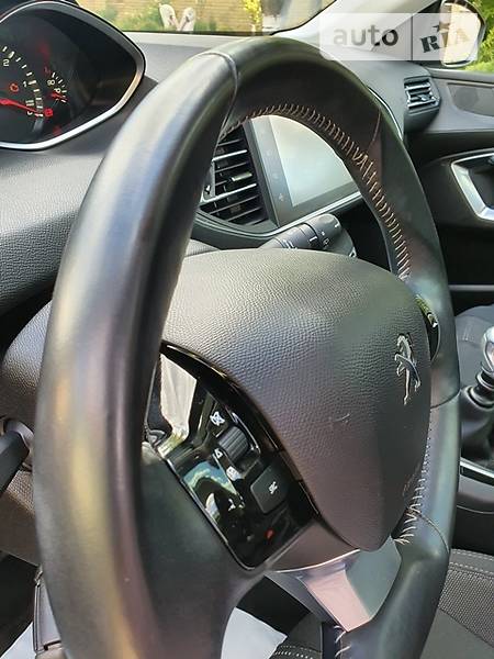 Універсал Peugeot 308 2015 в Житомирі