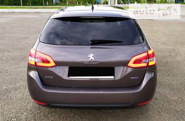 Універсал Peugeot 308 2014 в 