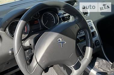 Хетчбек Peugeot 308 2011 в 