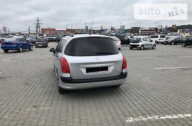 Универсал Peugeot 308 2010 в Черновцах