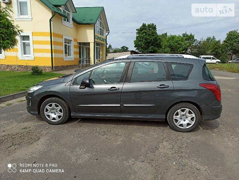 Хетчбек Peugeot 308 2010 в Маневичах