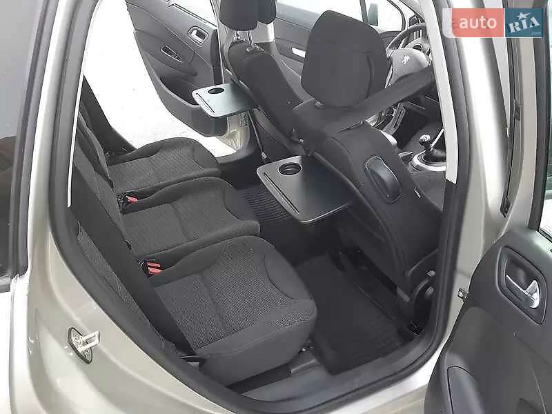 Універсал Peugeot 308 2009 в Луцьку