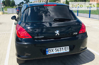 Хэтчбек Peugeot 308 2010 в Славуте