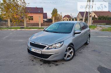 Универсал Peugeot 308 2015 в Буче