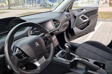 Хэтчбек Peugeot 308 2014 в Хмельницком