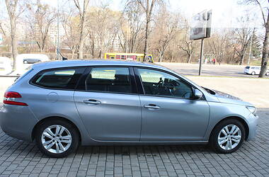 Универсал Peugeot 308 2014 в Львове