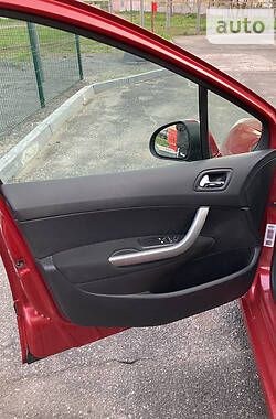Універсал Peugeot 308 2010 в 