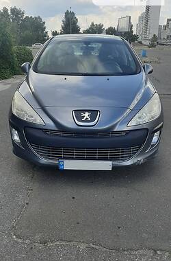 Хэтчбек Peugeot 308 2008 в Киеве