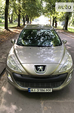 Універсал Peugeot 308 2010 в Києві