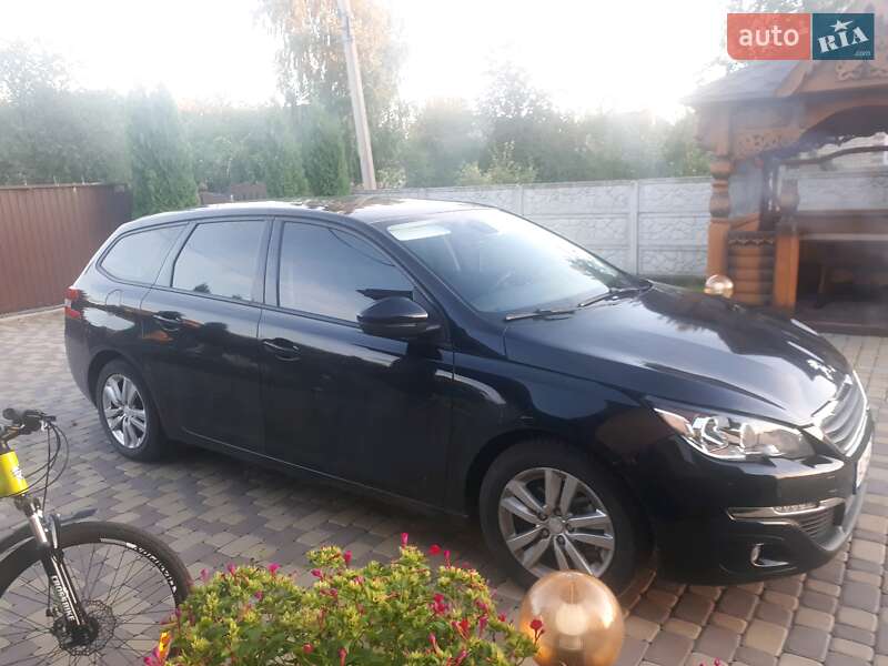 Универсал Peugeot 308 2015 в Луцке
