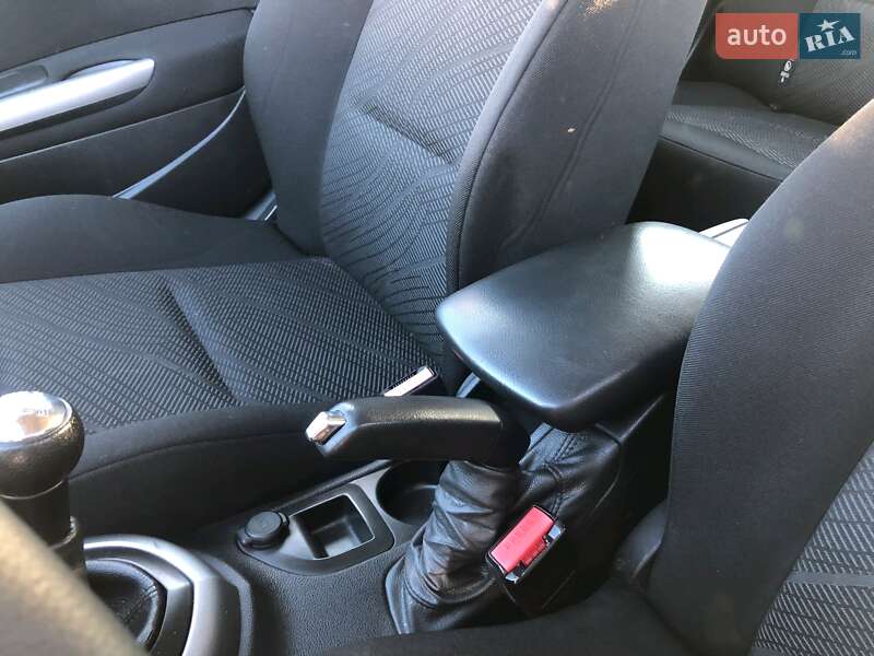 Универсал Peugeot 308 2013 в Калуше