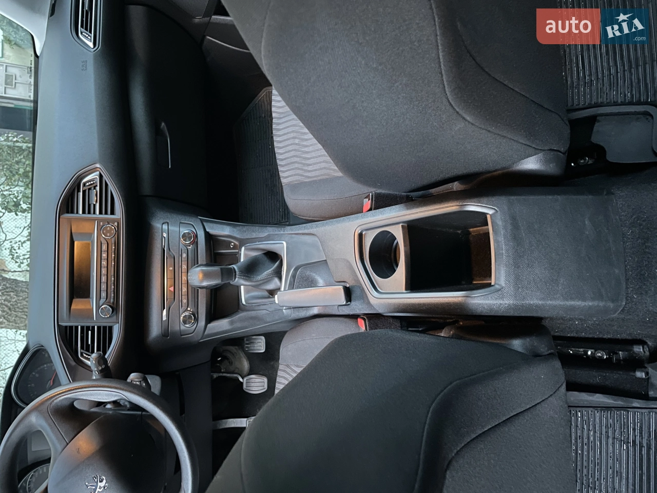 2015 Peugeot 308 - мініатюра 13