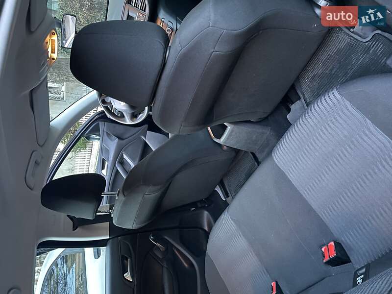 Хетчбек Peugeot 308 2015 в Одесі