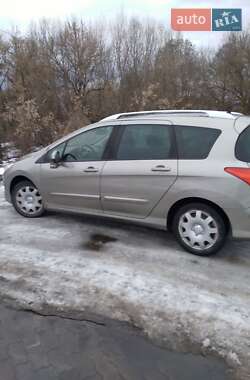 Универсал Peugeot 308 2012 в Бродах