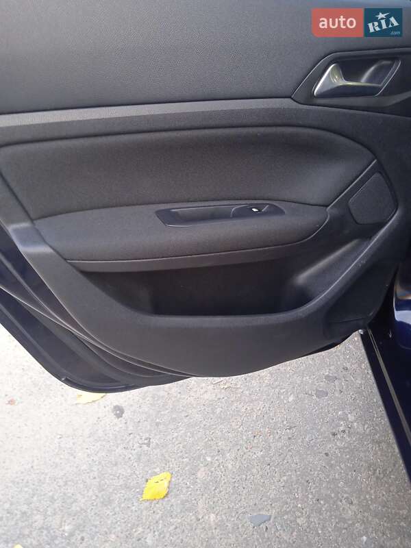 Універсал Peugeot 308 2015 в Ужгороді