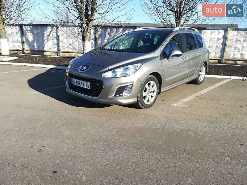 Універсал Peugeot 308 2012 в Подільську