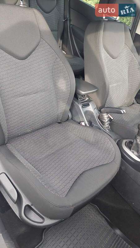 Универсал Peugeot 308 2009 в Нововолынске