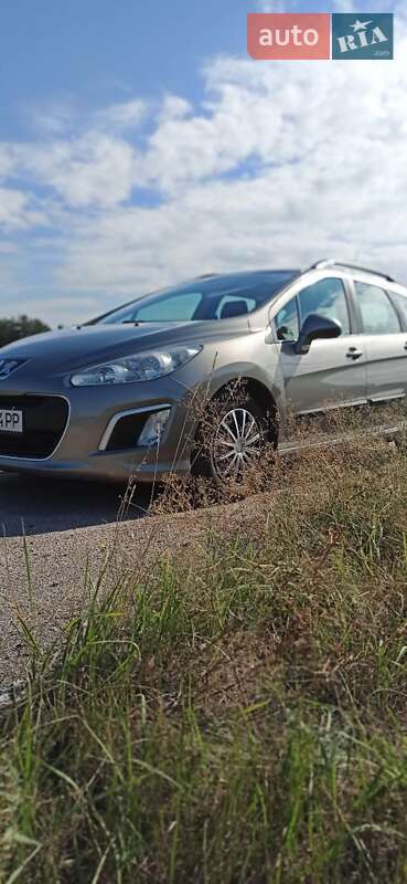 Универсал Peugeot 308 2012 в Днепре