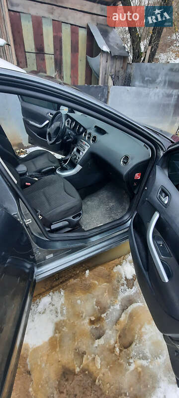 Универсал Peugeot 308 2008 в Ужгороде