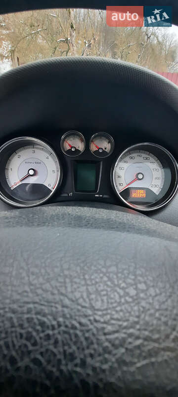 Универсал Peugeot 308 2008 в Ужгороде