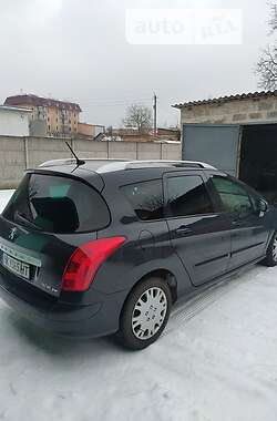 Универсал Peugeot 308 2010 в Радивилове