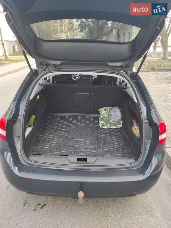 Універсал Peugeot 308 2015 в Києві