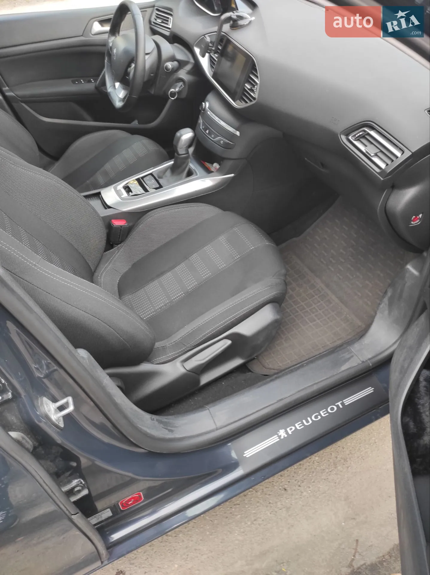 2015 Peugeot 308 - мініатюра 18