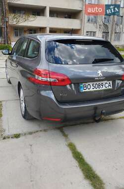 Универсал Peugeot 308 2016 в Чорткове