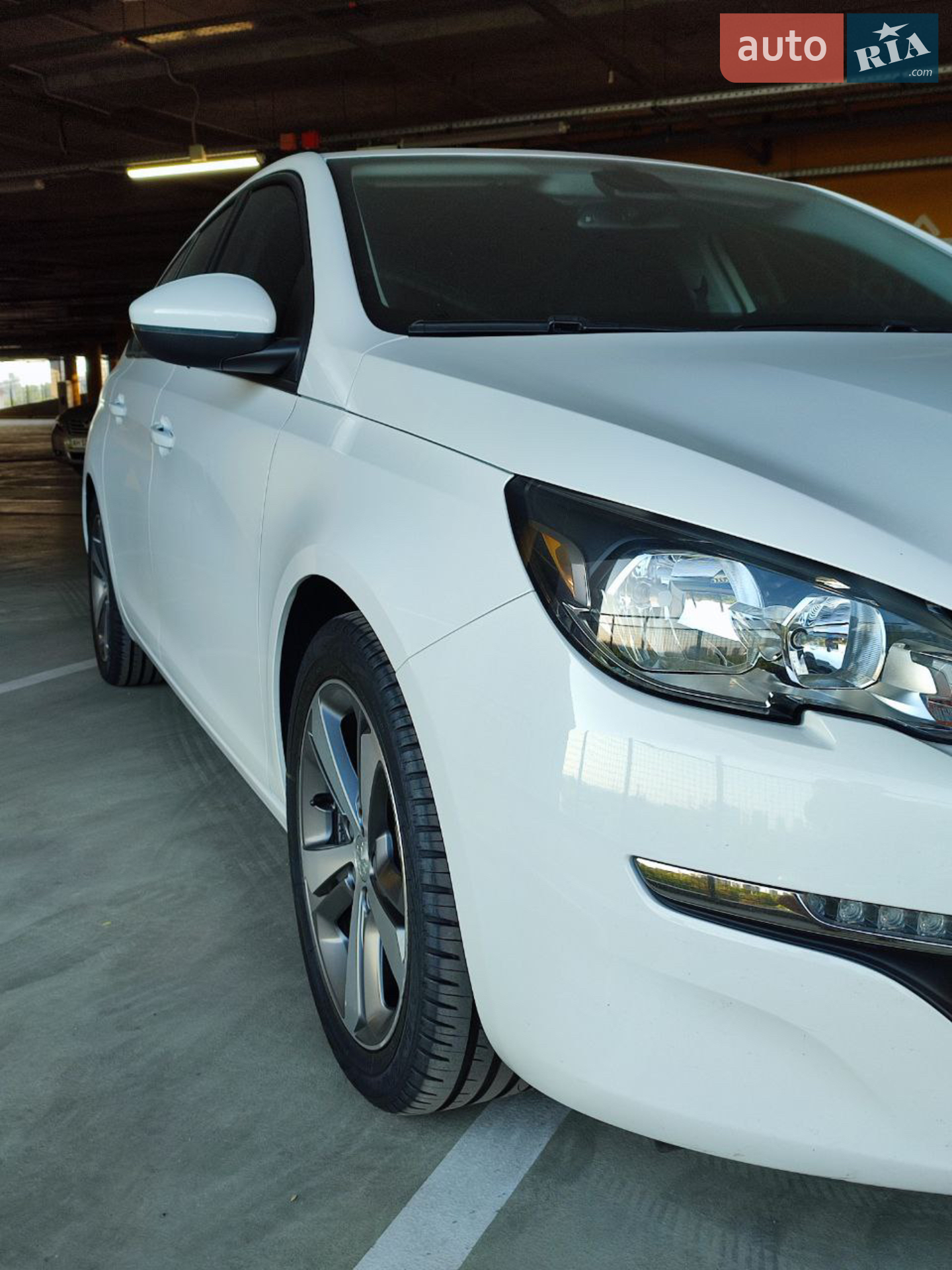 2015 Peugeot 308 - мініатюра 4