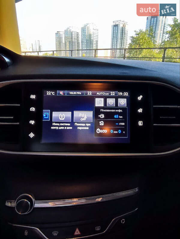 Універсал Peugeot 308 2015 в Києві