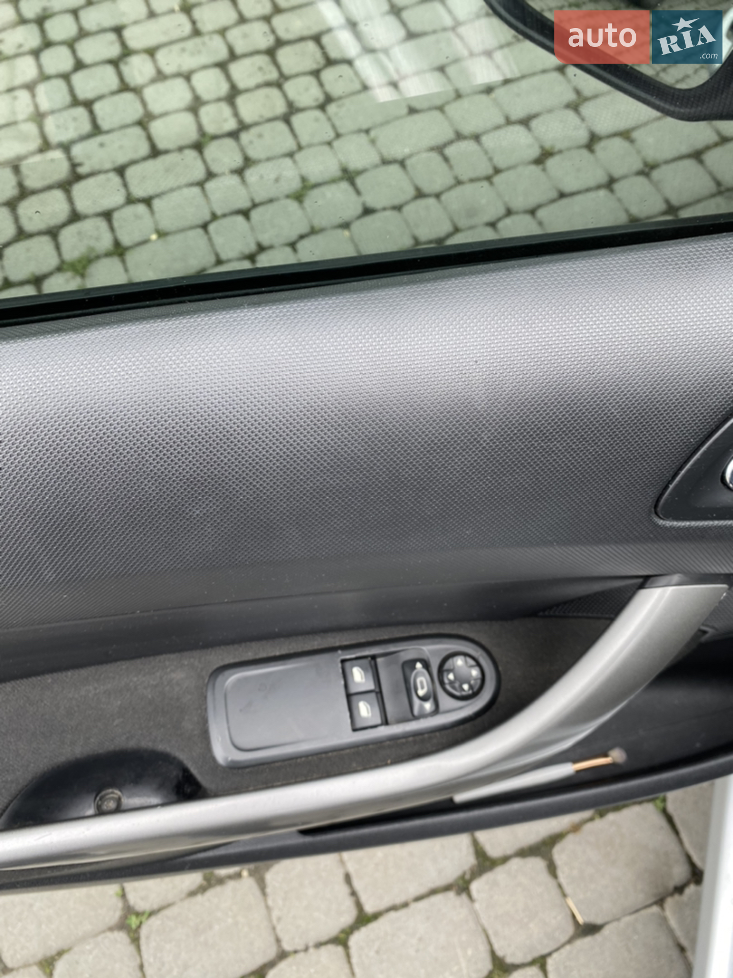2012 Peugeot 308 - мініатюра 15