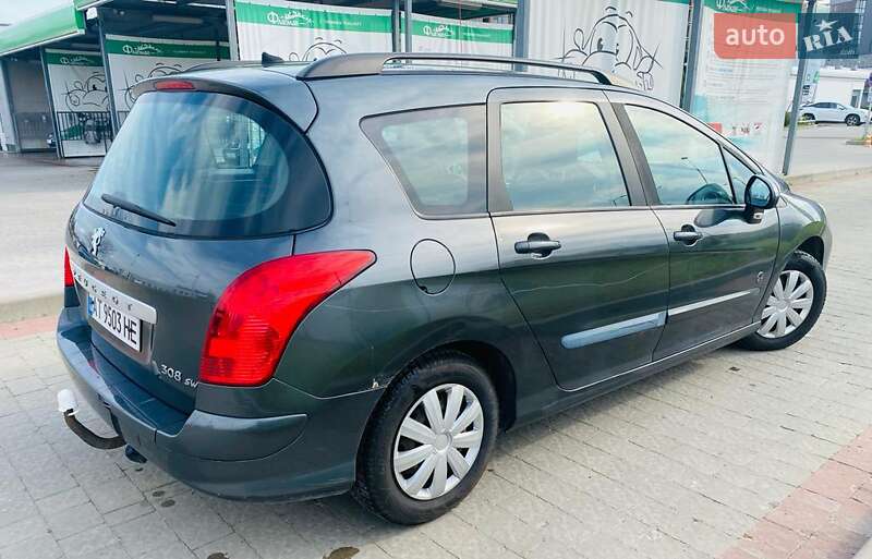 Универсал Peugeot 308 2011 в Киеве