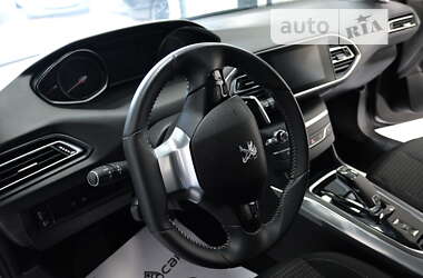 Хетчбек Peugeot 308 2020 в 