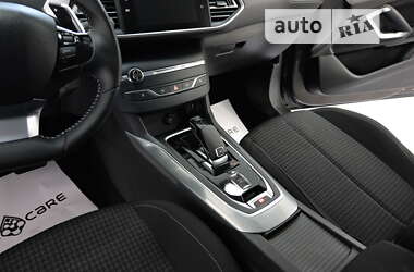 Хетчбек Peugeot 308 2020 в 