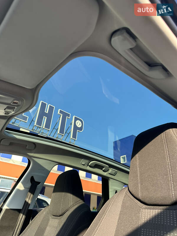 Универсал Peugeot 308 2015 в Каменском