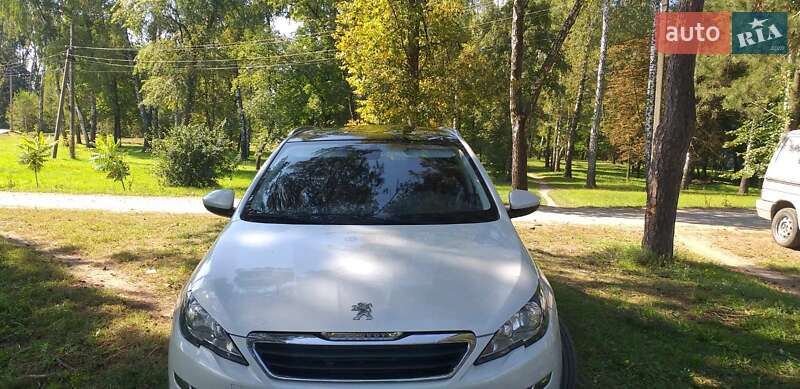 Универсал Peugeot 308 2015 в Сумах