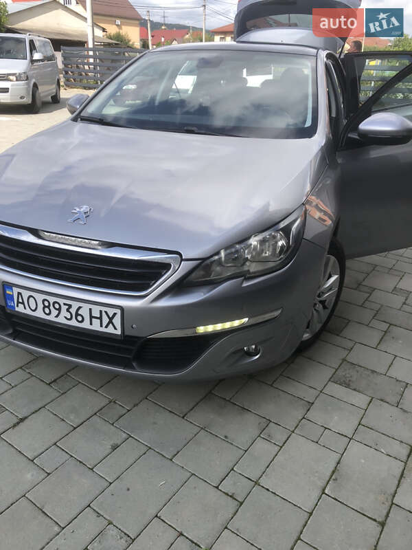 Універсал Peugeot 308 2014 в Мукачевому