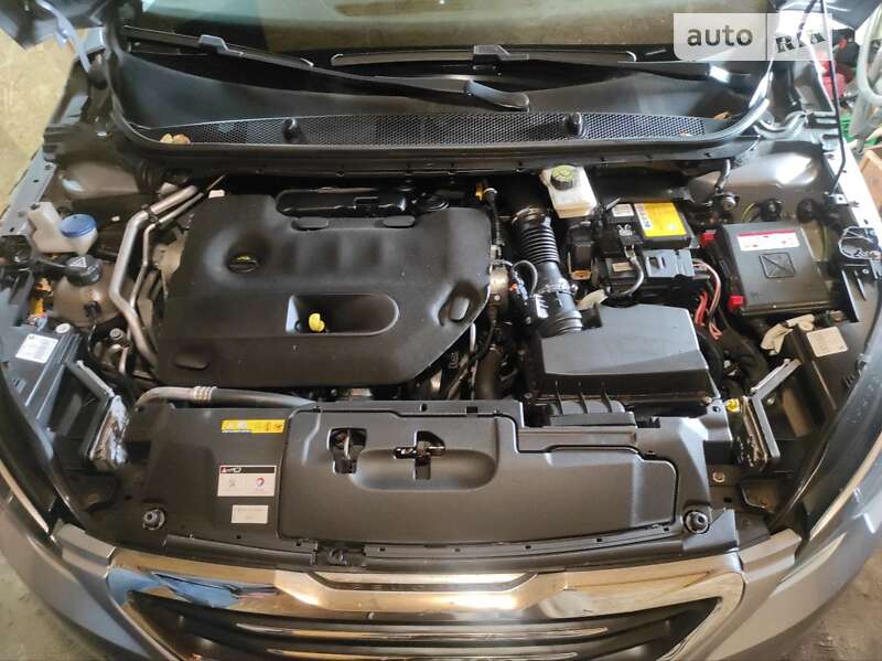Універсал Peugeot 308 2015 в Решетилівці