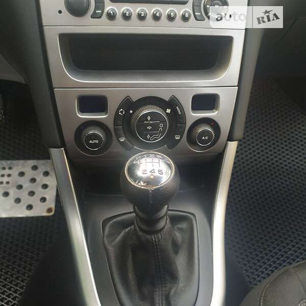 Универсал Peugeot 308 2008 в Золочеве