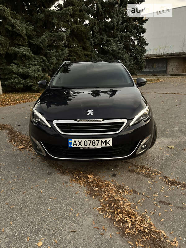 Універсал Peugeot 308 2015 в Лозовій