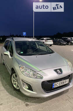 Универсал Peugeot 308 2011 в Львове