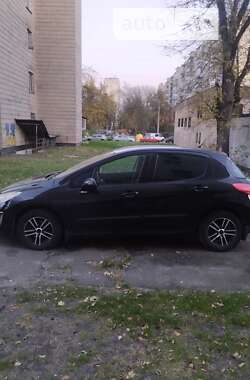 Хетчбек Peugeot 308 2011 в Києві