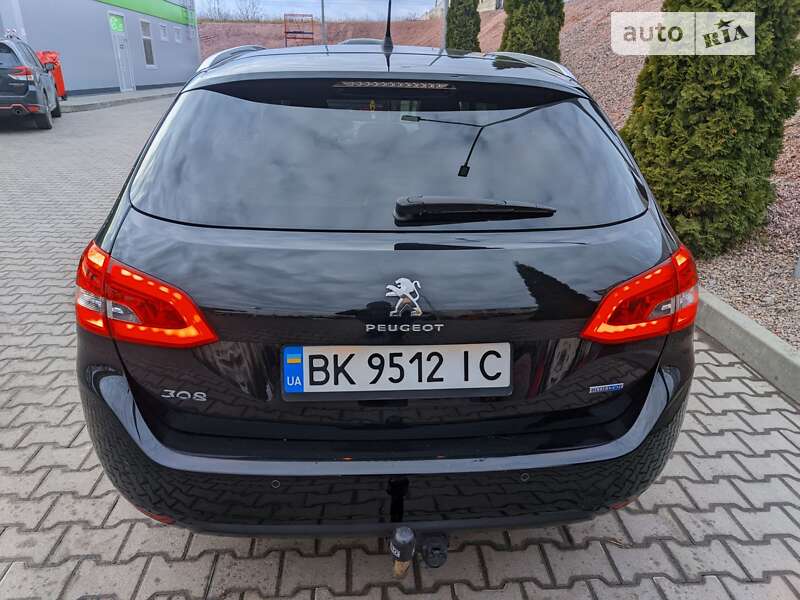 Універсал Peugeot 308 2014 в Рівному