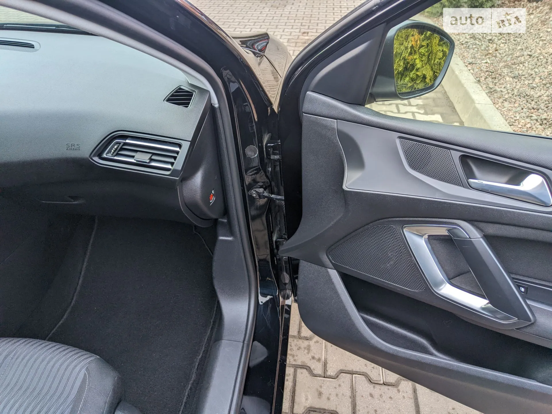 2014 Peugeot 308 - мініатюра 28