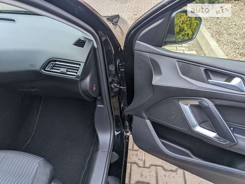 Універсал Peugeot 308 2014 в Рівному