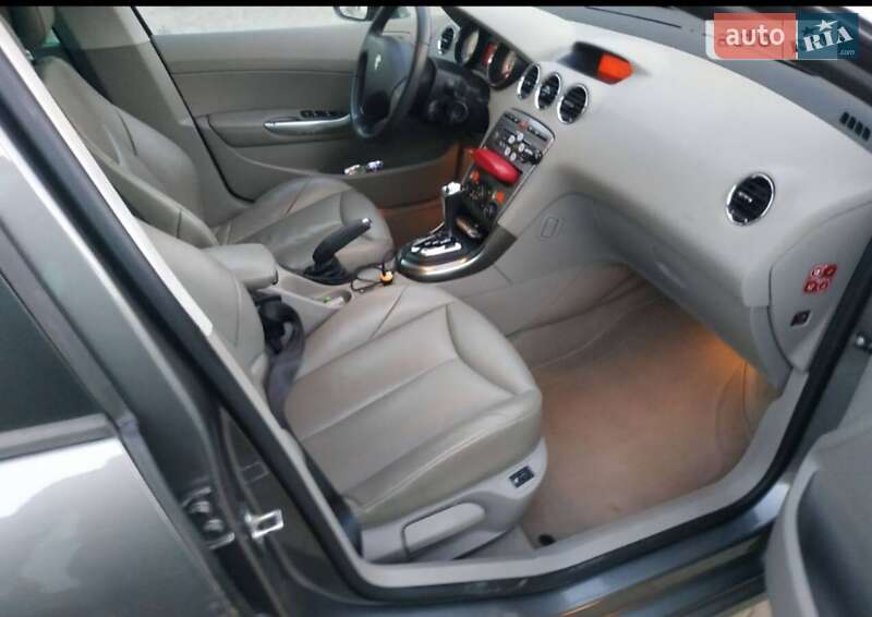 Универсал Peugeot 308 2008 в Ровно фото 11 Универсал Peugeot 308 2008 в Ровно